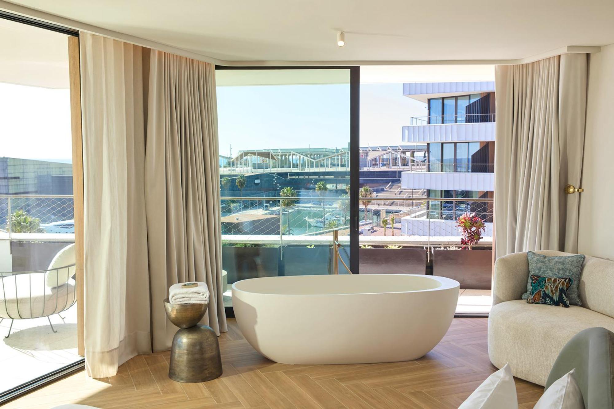 Sls Barcelona Hotel Badalona Exterior photo
